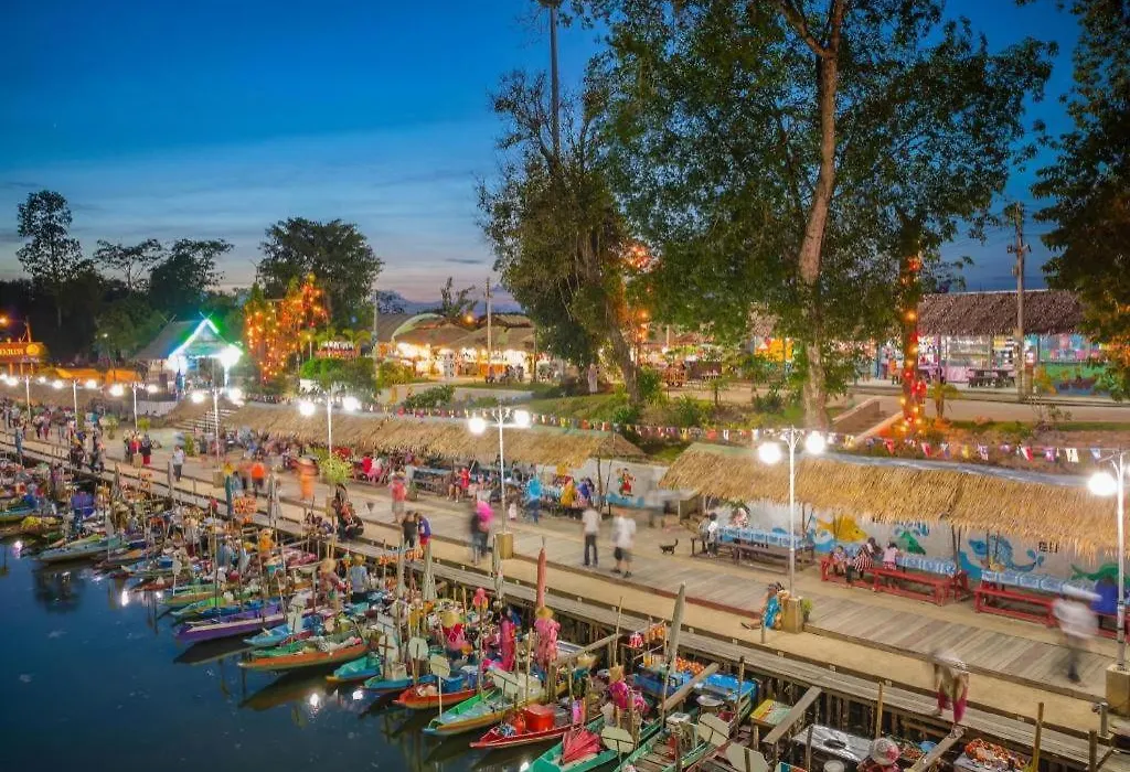 Easy Planet Hat Yai-1