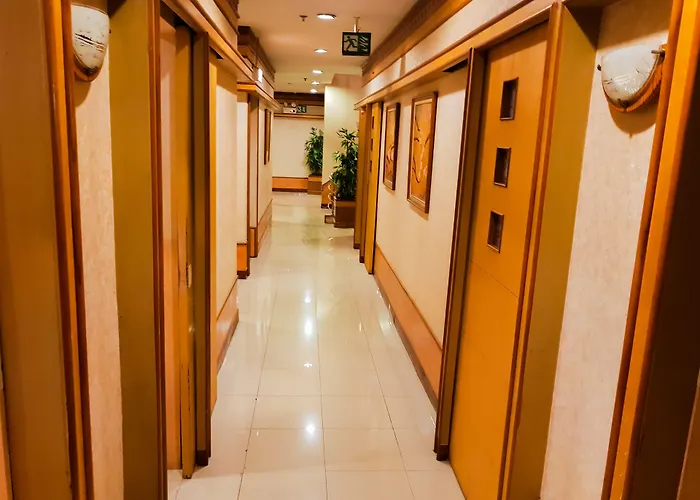 Yannaty Hotel Halal